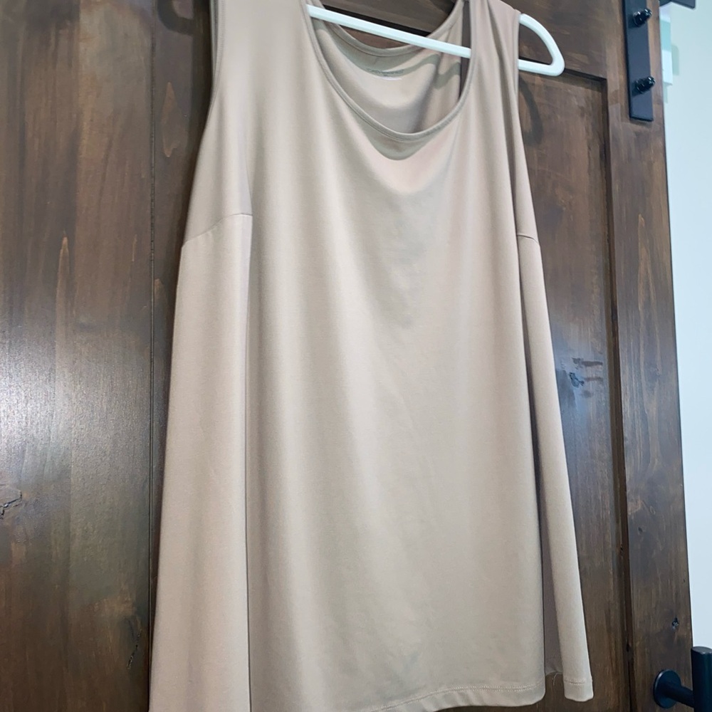 E775-Catherine's Sleeveless Tank Top Sz 2X (22-24)
